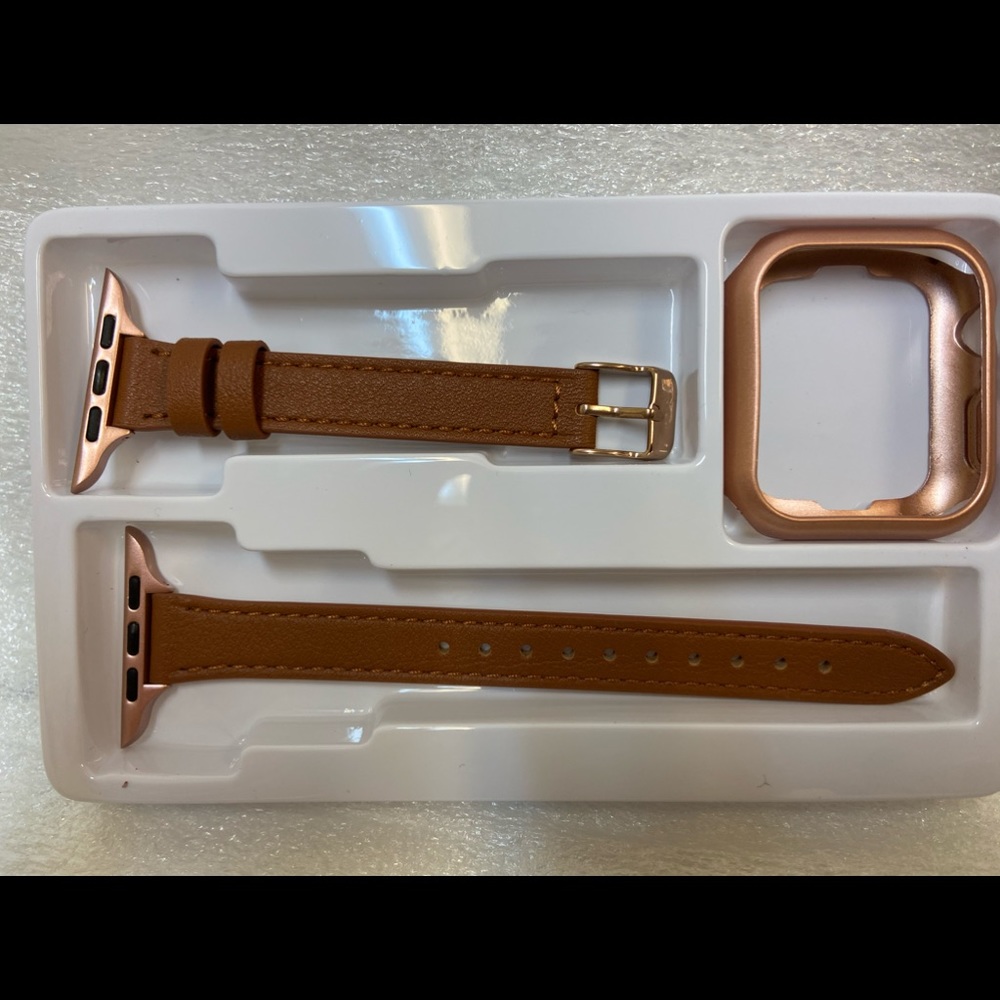 New 42mm/44mm Slim Leather Apple Watch band.